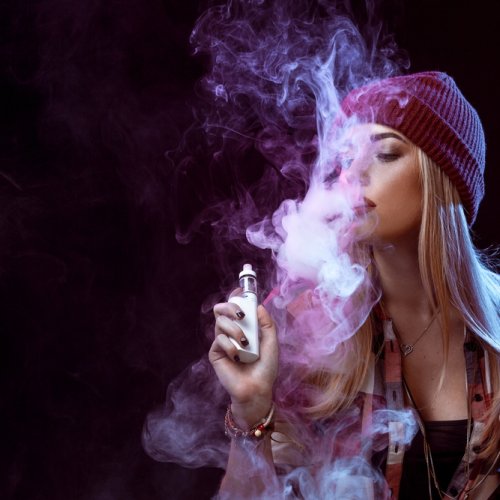 Rokok Elektrik Berbahaya di Konsumsi? Ini Dia Penjelasannya!