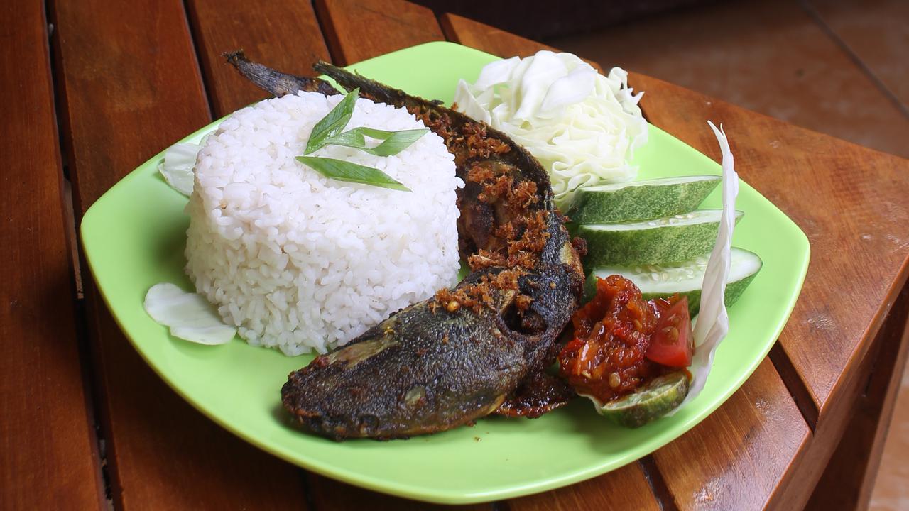 Makan Ikan Lele Tidak Sehat? Berikut 5 Dampak Makan Ikan Lele